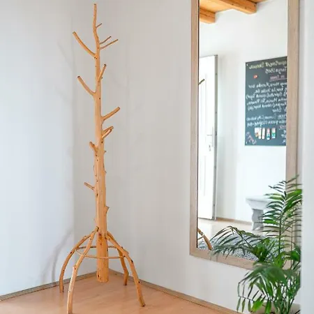 Apartment Skroza *