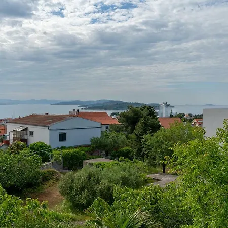 Skroza Apartment