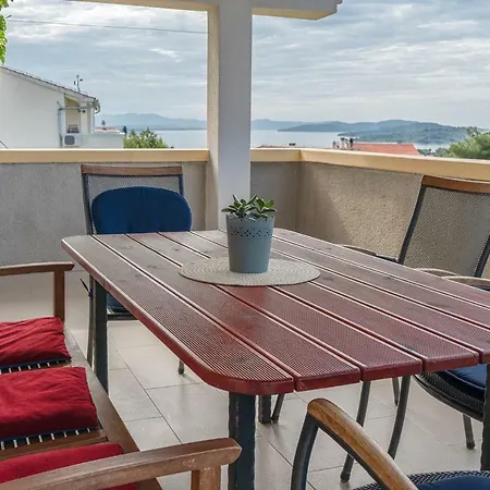 Skroza Apartmán