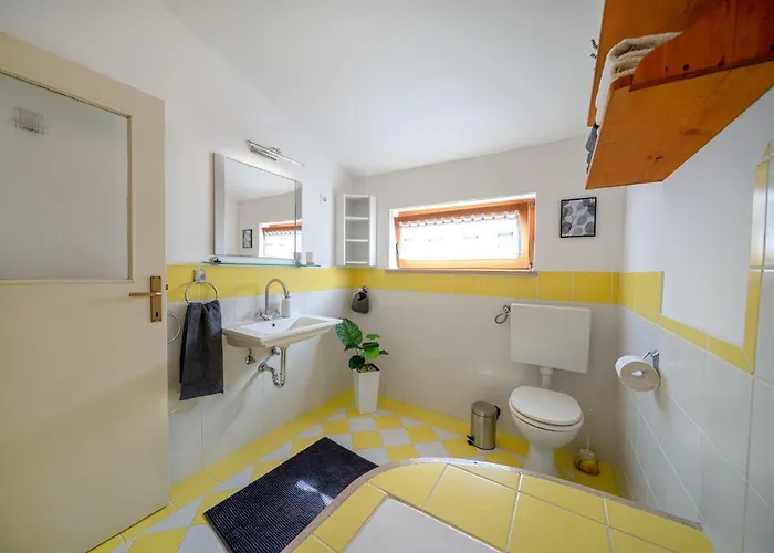 Appartement Skroza *