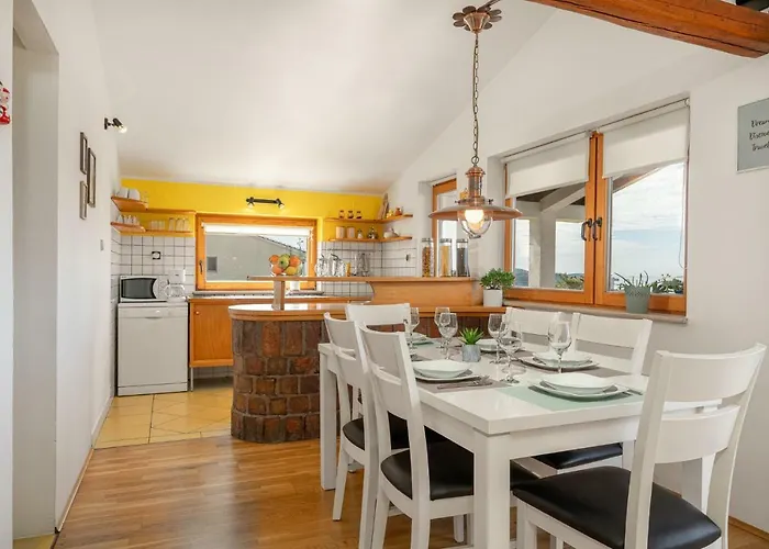 Skroza Апартаменты Водице